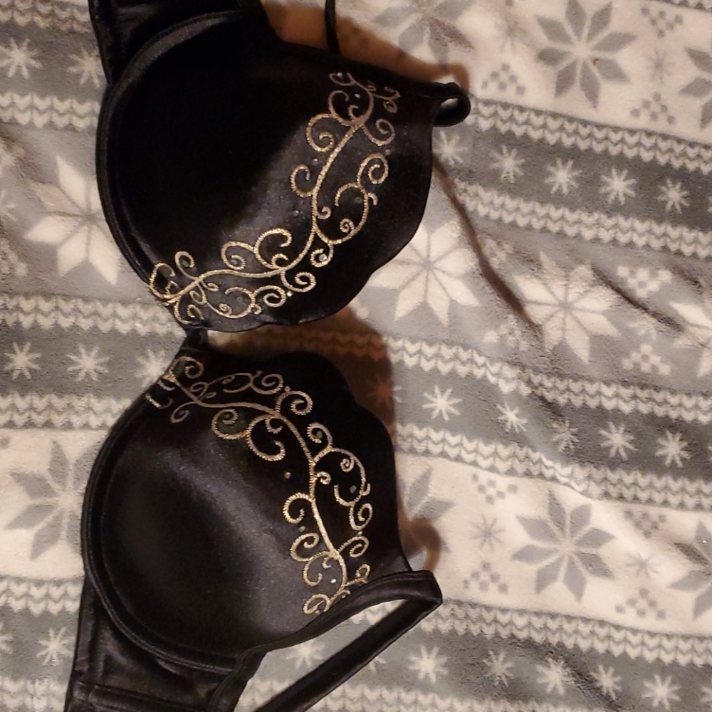 Cacique 40C bra